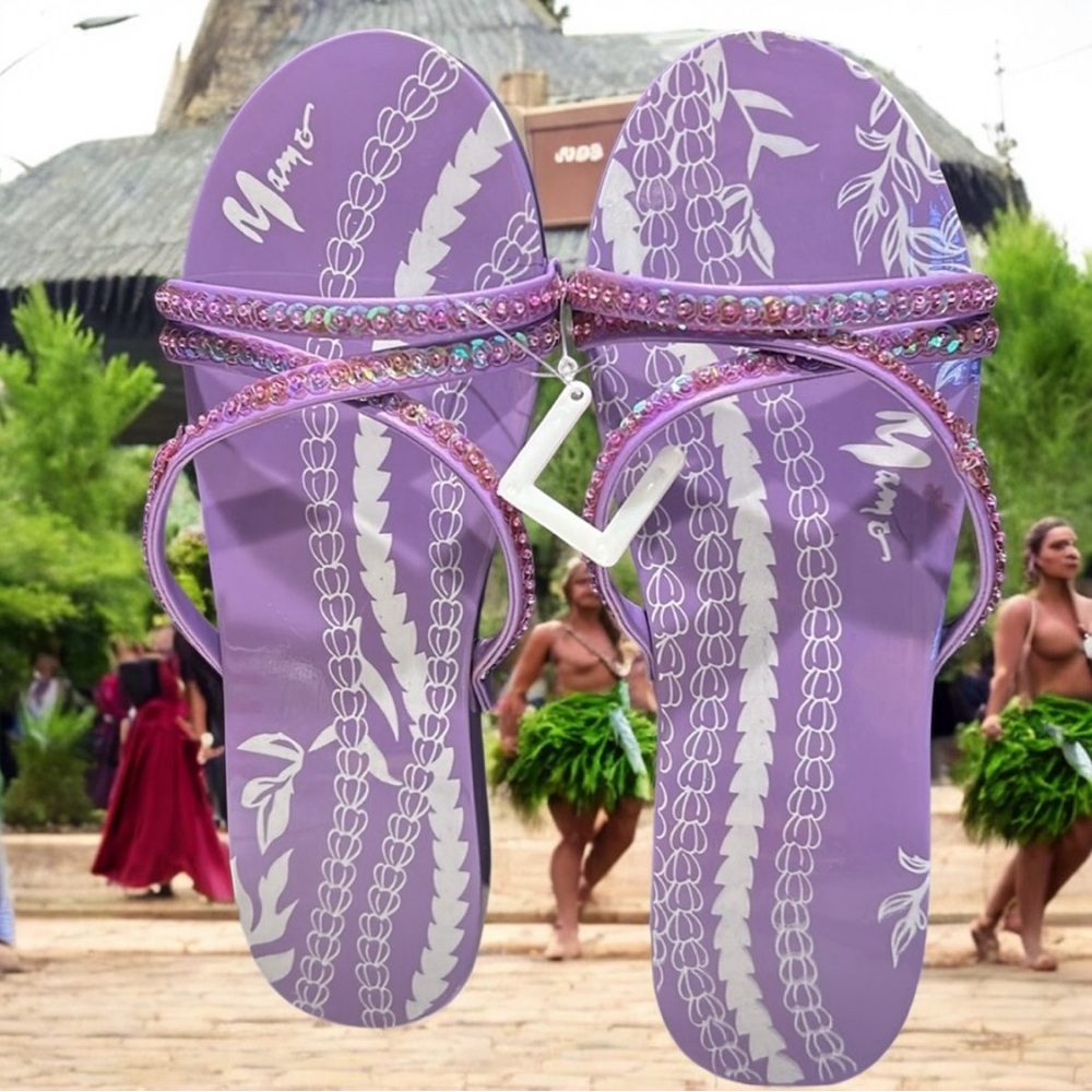 VTG MAMO HOWELL KLONKS SLIPPERS SANDALS HAWAII ALOHA PRINT SIZE 9 PURPLE WHITE